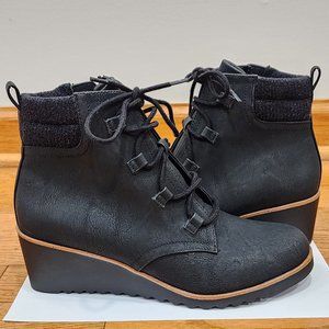Life Stride Zone Wedge Bootie - Black Ladies 8.5 Meduim NWOT